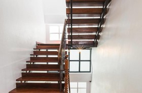 Haus Hostel