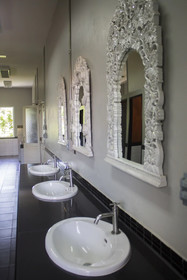 Heuan Pak Dee Hostel at Gallery