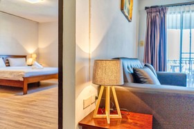 Hillside Plaza & Condotel 4