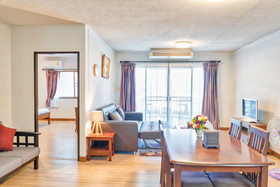 Hillside Plaza & Condotel 4