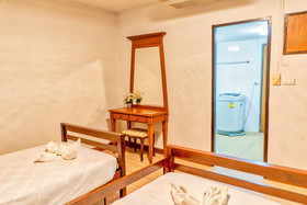 Hillside Plaza & Condotel 4