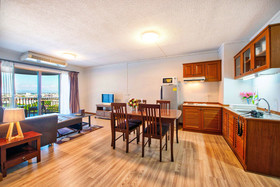 Hillside Plaza & Condotel 4