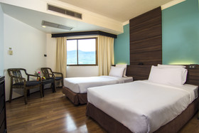 Holiday Garden Hotel & Resort