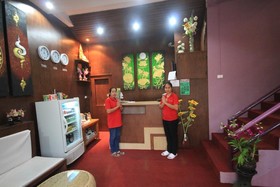 Home Place Hotel