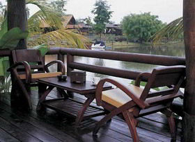 Horizon Village & Resort