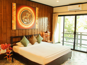 Horizon Village & Resort