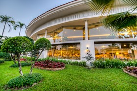 Horizon Village & Resort