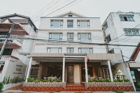 Hotel Clay Chiang Mai