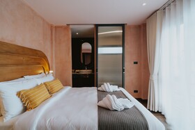 Hotel Clay Chiang Mai