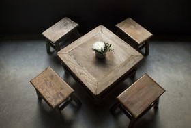 Hotel des Artists Ping Silhouette