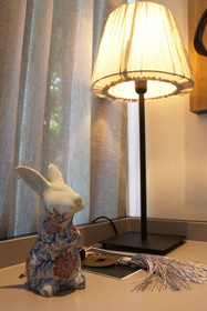 Hotel des Artists Ping Silhouette