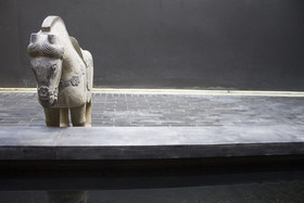 Hotel des Artists Ping Silhouette