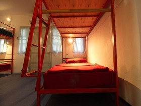 Hug Chang House