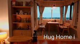 Hug Home I