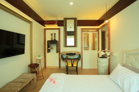 Icheck Inn Trams Square Chiang Mai