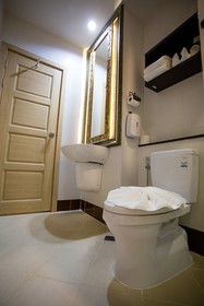 Icheck Inn Trams Square Chiang Mai