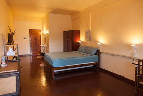 INA House
