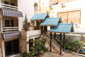Jang Sripoom House