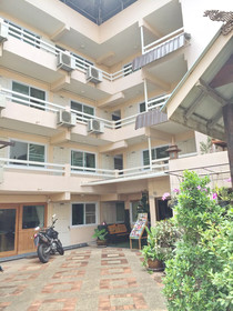 Jang Sripoom House