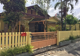 Jao Yellow House