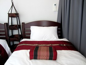 Bed Ford Nimman