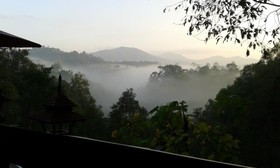 Khemapira Beds & Breakfast