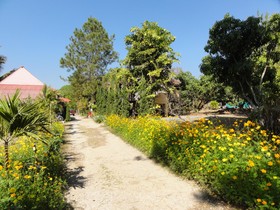 Khoom Kam Kaew Farm & Resort