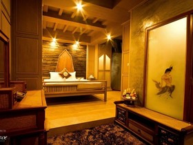 Khum Jao Luang Boutique