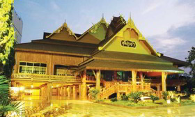 Khum Phucome