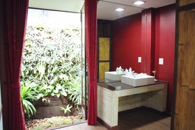 Laan Mai Fai Chang Resort