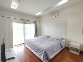 Lan House Pool Villa