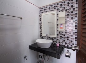 Lan House Pool Villa