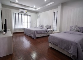 Lan House Pool Villa