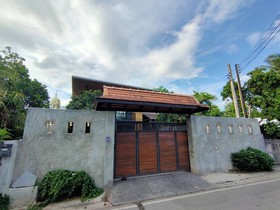 Lan House Pool Villa