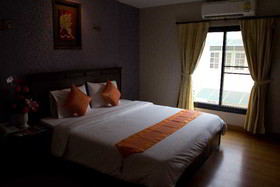Lanna House