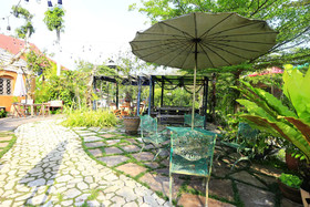 Leafy Greens Clay House