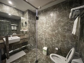 Le Cannes Hotel