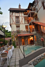 Le Charcoa Hôtel