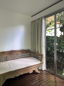 Le Cochet De Nimman