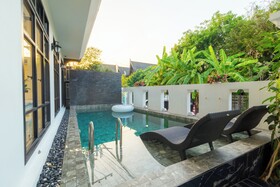 Le Ville Lanna Bouqitue Hotel