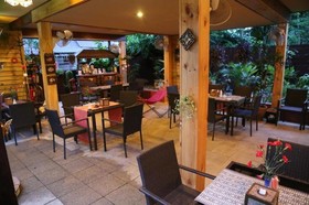 Liam's Suan Dok Mai