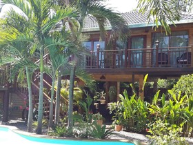 Liam's Suan Dok Mai