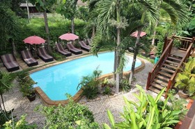 Liam's Suan Dok Mai
