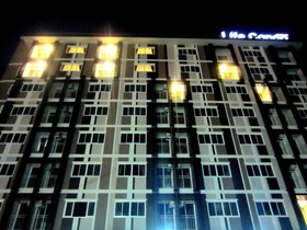 Life Grand Hotel