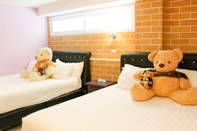 Little Bear's Home