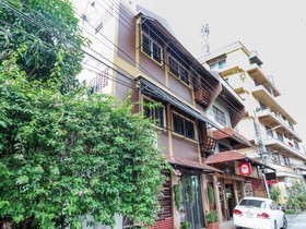 Little Guesthouse Hotel
