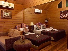 Log Home Boutique