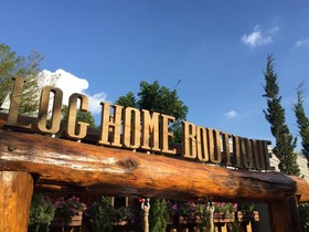 Log Home Boutique