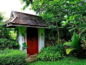 Mae Nai Gardens