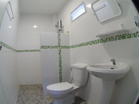 Maerim Whale Park Resort